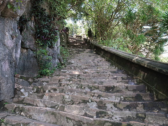 IMG_5708-marble-mountains-steps