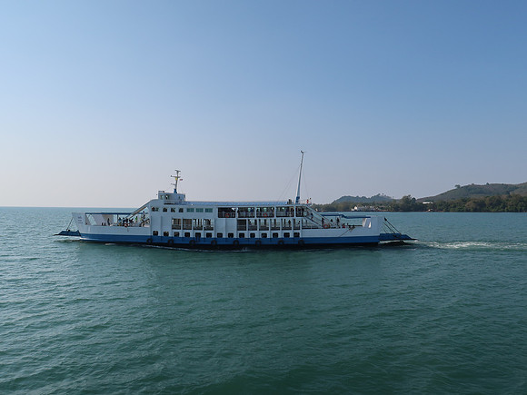 IMG_6431-koh-chang-ferry