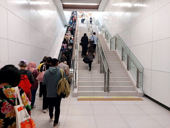 20240427_104223-halim-stairs-to-platform