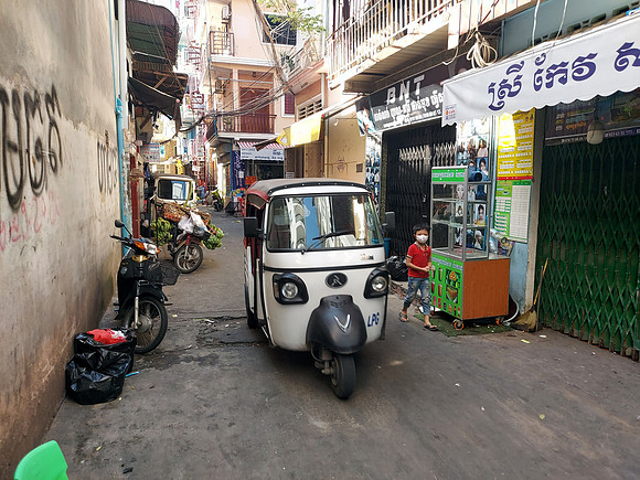 20220101_135731-bkk-back-streets
