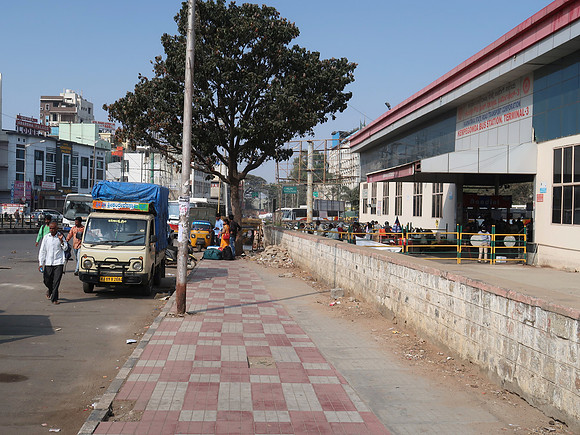 IMG_7584-kempegowda-bus-station-entrance