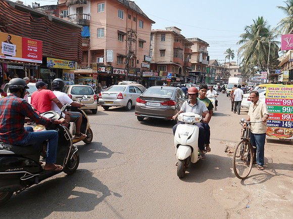 IMG_7821-calangute-road