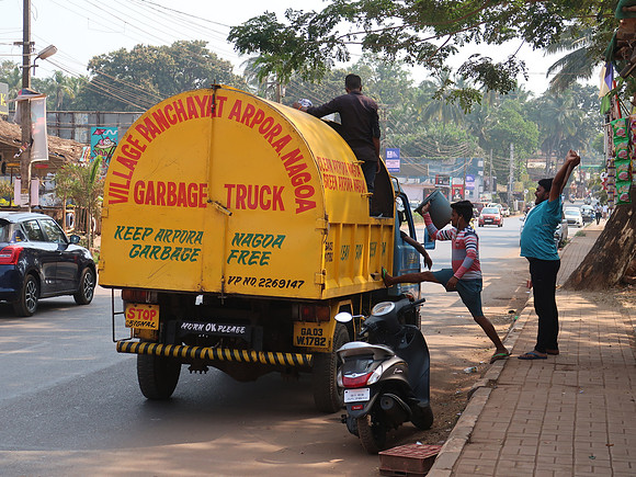 IMG_7885-garbage-truck