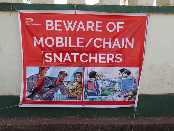 IMG_7716-mobile-chain-snatchers