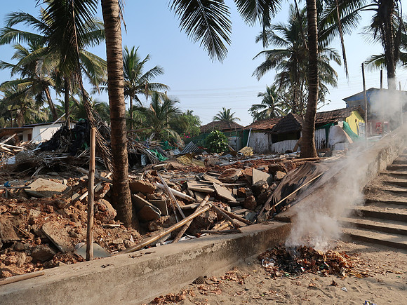 IMG_7982-burning-rubbish