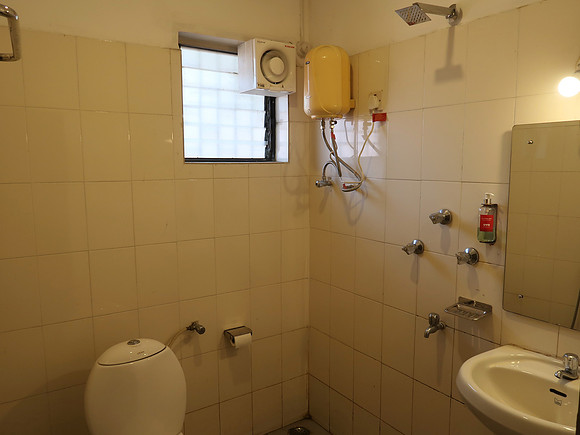IMG_8087-casa-paradiso-bathroom
