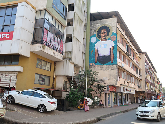 IMG_8148-goa-woman-mural