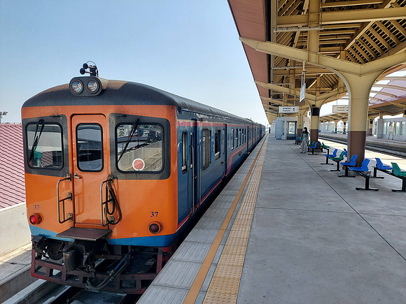 20220223_140507-train-khon-kaen-kaeng-khoi-junction