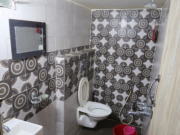 IMG_8474-a-one-guest-house-bathroom