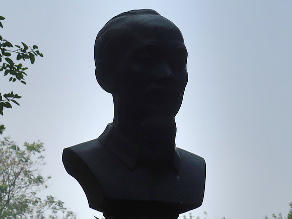 IMG_8536-head-of-ho-chi-minh