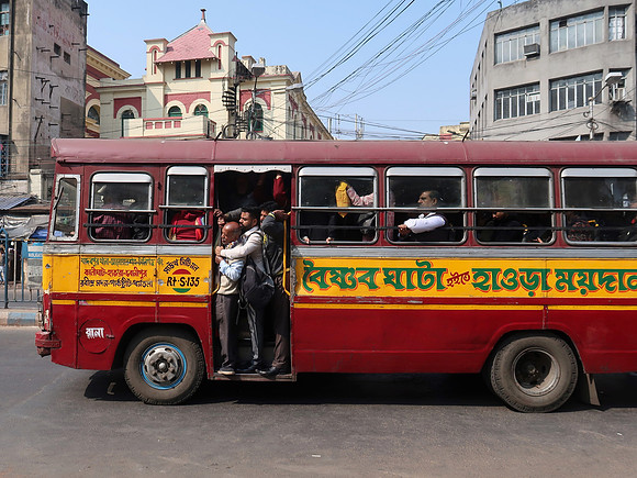 IMG_8691-overloaded-bus