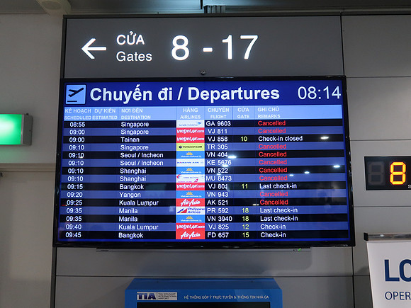 IMG_8945-cancelled-departures
