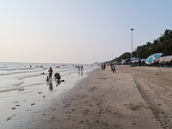 IMG_9296-beach-rubbish