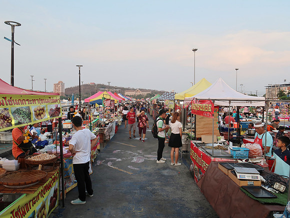 IMG_9317-night-market