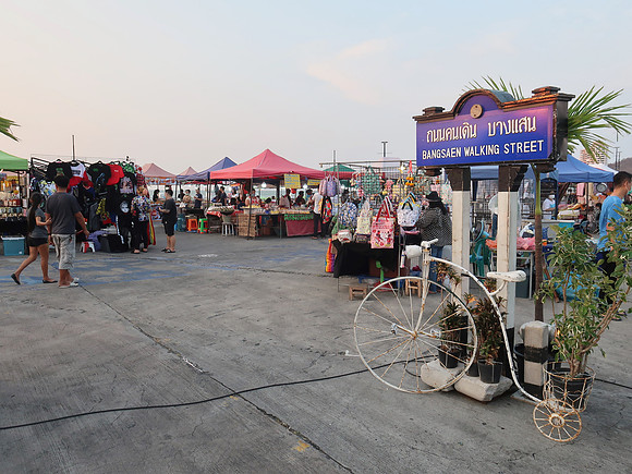 IMG_9323-bangsaen-walking-street