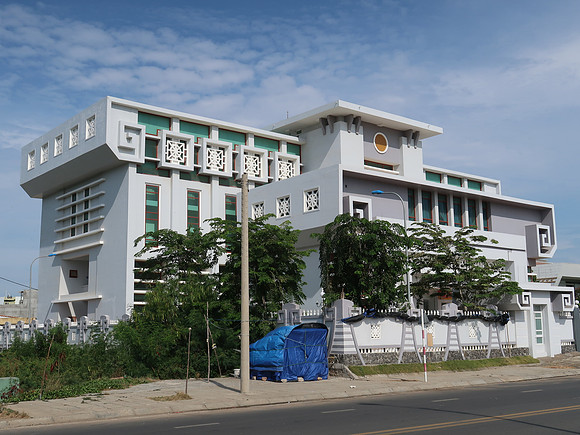 IMG_0924-phu-yen-provincial-gov-building
