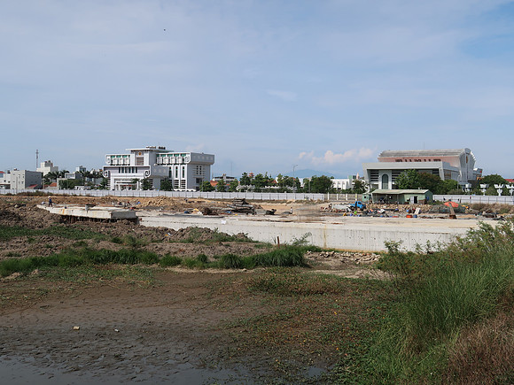 IMG_0939-ho-son-lake-work-site