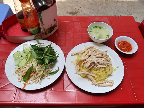 IMG_0982-chicken-rice-189-le-thanh-ton