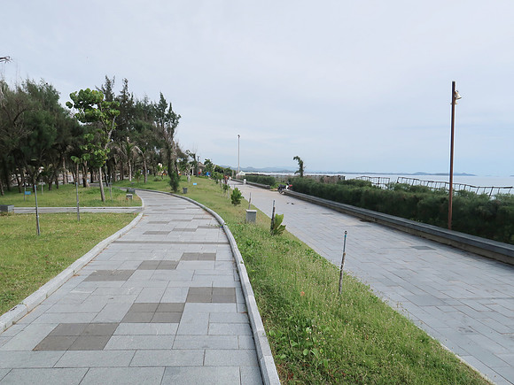 IMG_1127-beach-park-walk