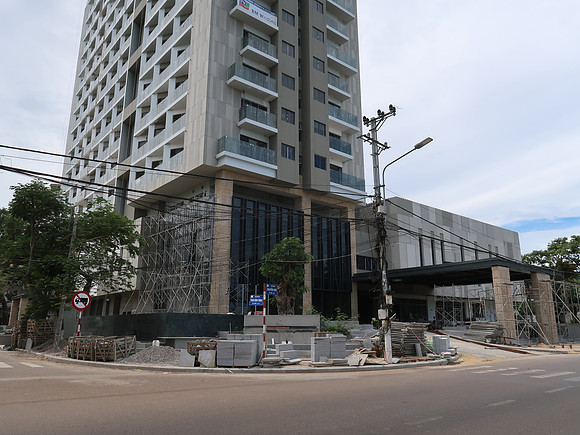 IMG_1426-fleur-de-lys-hotel-construction
