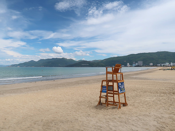 IMG_1435-lifeguard-chair