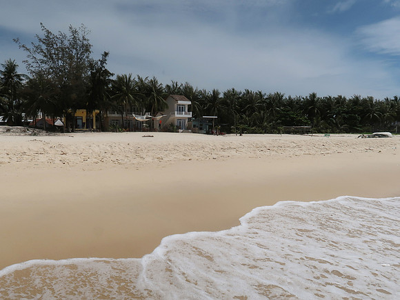IMG_1223-lucky-spot-beach-bungalow-seafront
