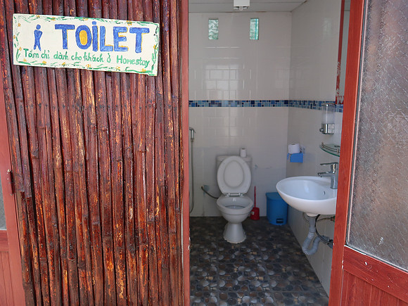 IMG_1257-public-toilet