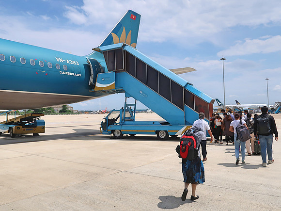 IMG_0649-boarding-for-tbb