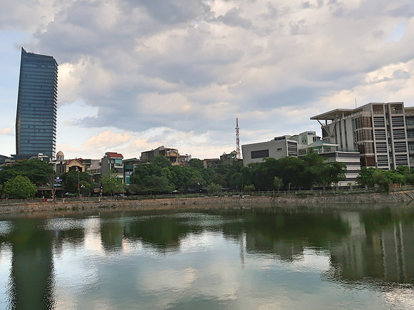 IMG_1929-lake-and-library