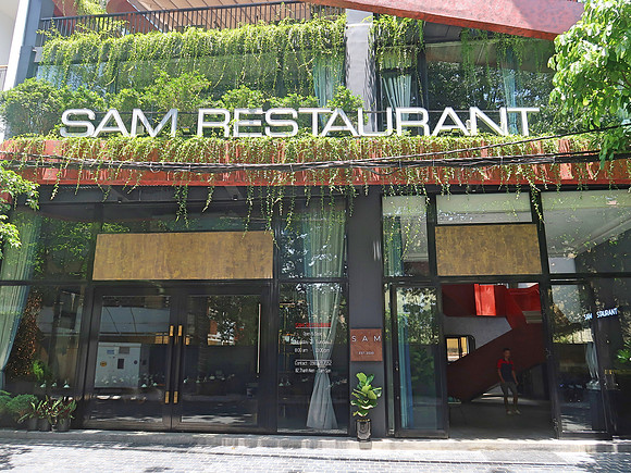 IMG_1874-sam-restaurant