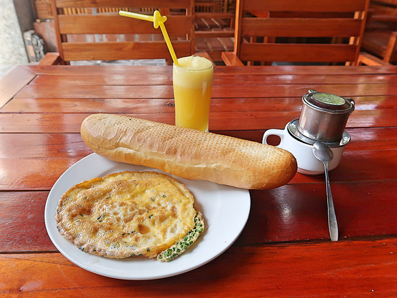 IMG_2032-tuan-minh-breakfast