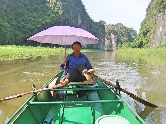 IMG_2049-leg-rowing-lady