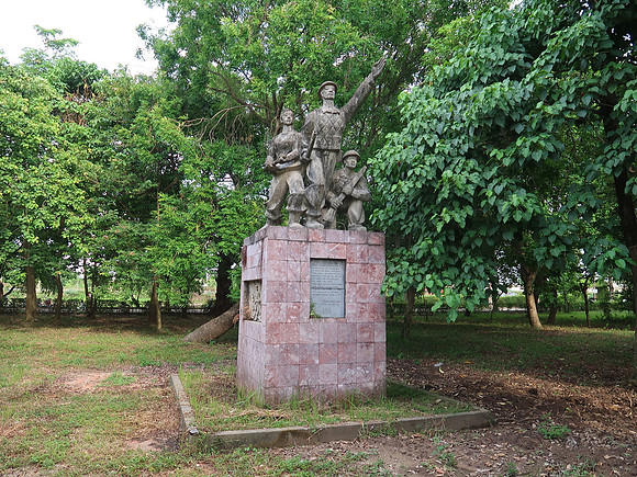 IMG_2288-hero-monument