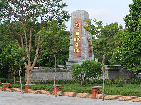 IMG_2298-monument