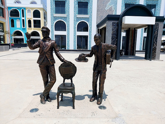 20240331_105629-statues