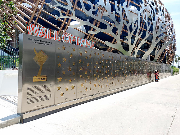 20240331_112145-theatre-wall-of-fame