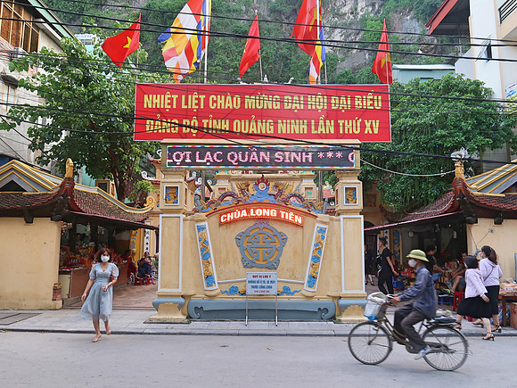 IMG_3632-chua-long-tien