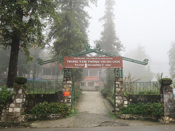 IMG_3990-tourist-information-center