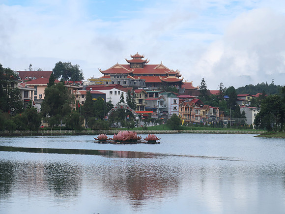 IMG_4002-truc-lam-dai-giac-zen-monastery