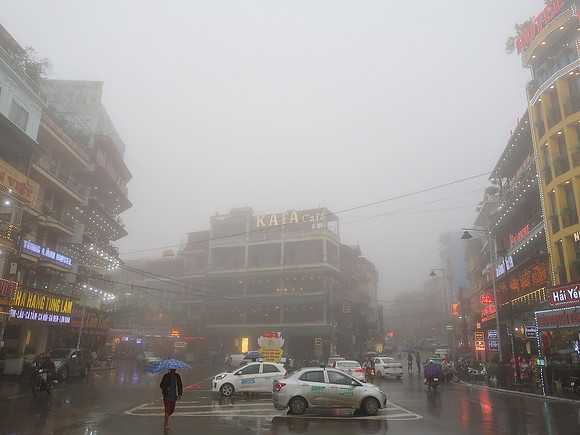 IMG_4300-xuan-vien-thach-son-intersection-fog