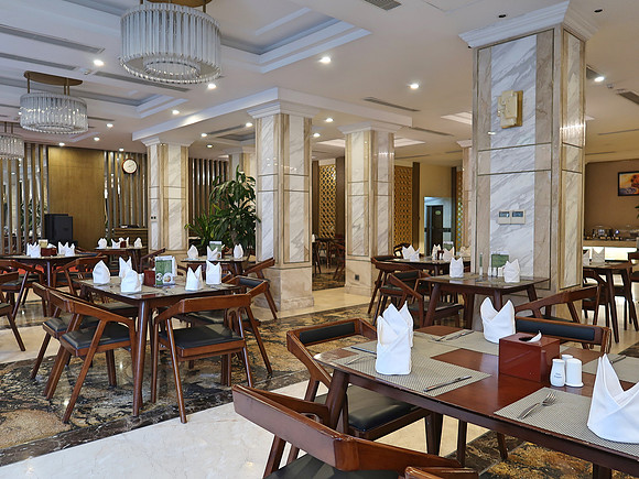 IMG_4342-sapa-legend-breakfast-room