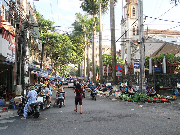 IMG_4548-hong-ha-street-market