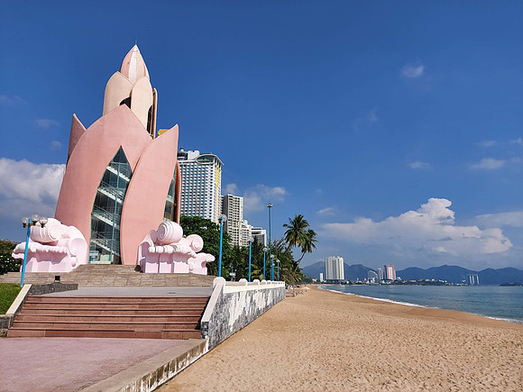 20201030_084626-beach-tower
