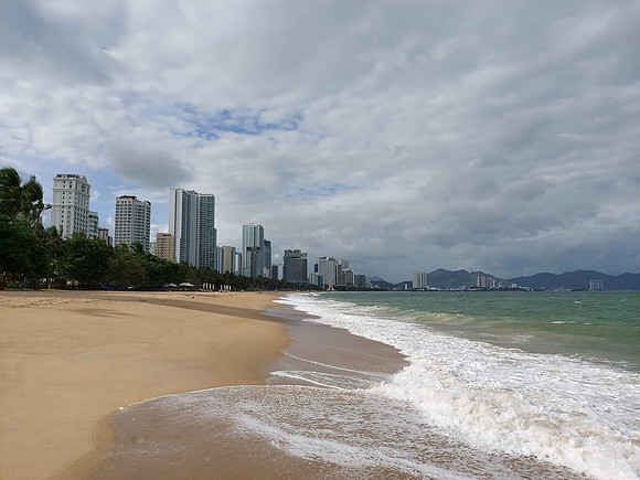 20201101_145424-beach-walk