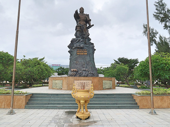 IMG_4931-tran-quoc-tuan