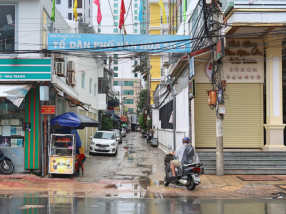IMG_4948-ton-dan-street