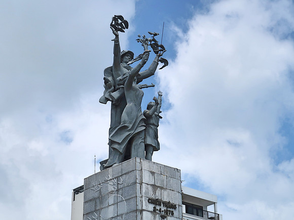 IMG_5056-victory-monument-2-4-1975
