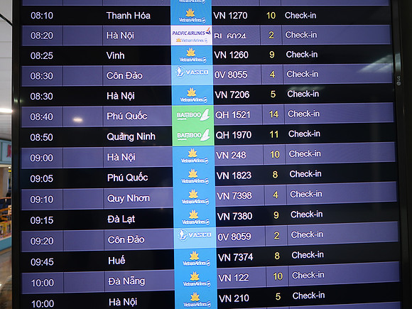 IMG_3509-departures-domestic