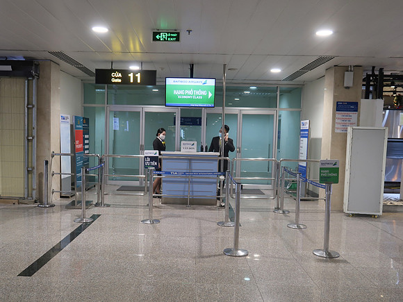 IMG_3511-bamboo-departure-gate