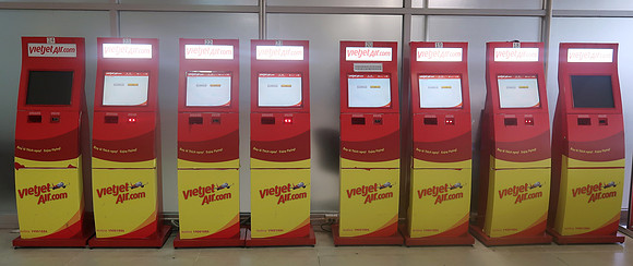 IMG_4706-vietjet-kiosks